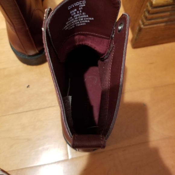 NWOT Red Vegan Leather Doc Martin Style Boots - Picture 8 of 10